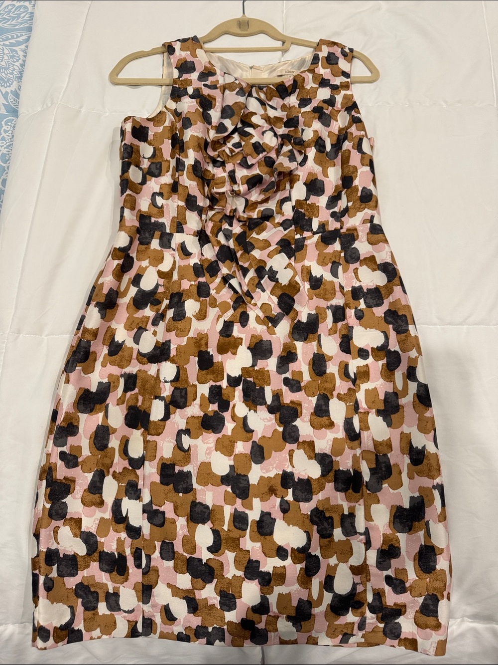 J. Crew Sleeveless 100% Silk Dress in Pink, Brown & Navy Blue Print size 6